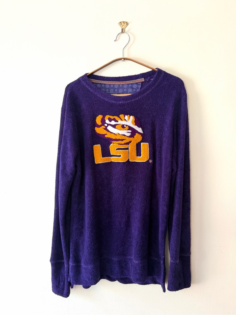 Vintage Look Chenille LSU Tigers Purple Logo Crewneck Sweater - M